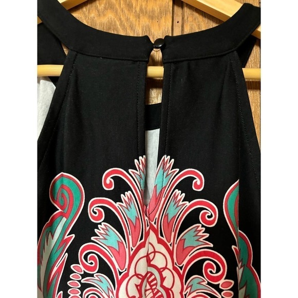 New York & Company high neck sleeveless shift dress - Picture 5 of 6